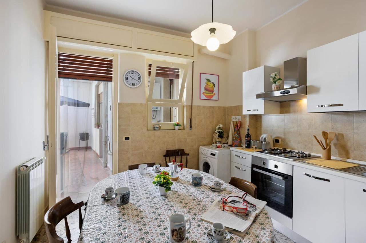 Tra Il Centro E Il Mare Apartment Con Terrazzo Aci Castello Zewnętrze zdjęcie