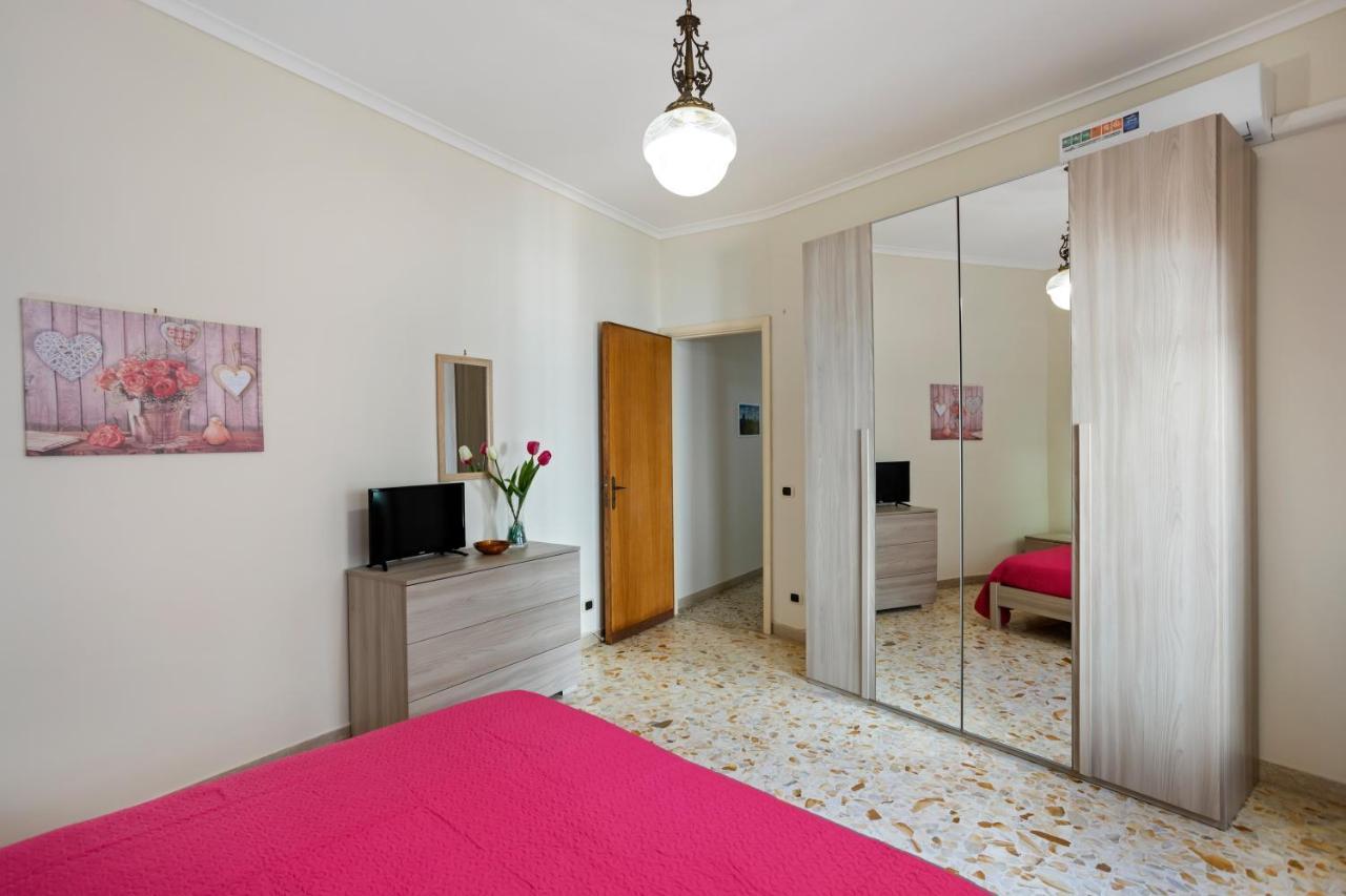 Tra Il Centro E Il Mare Apartment Con Terrazzo Aci Castello Zewnętrze zdjęcie