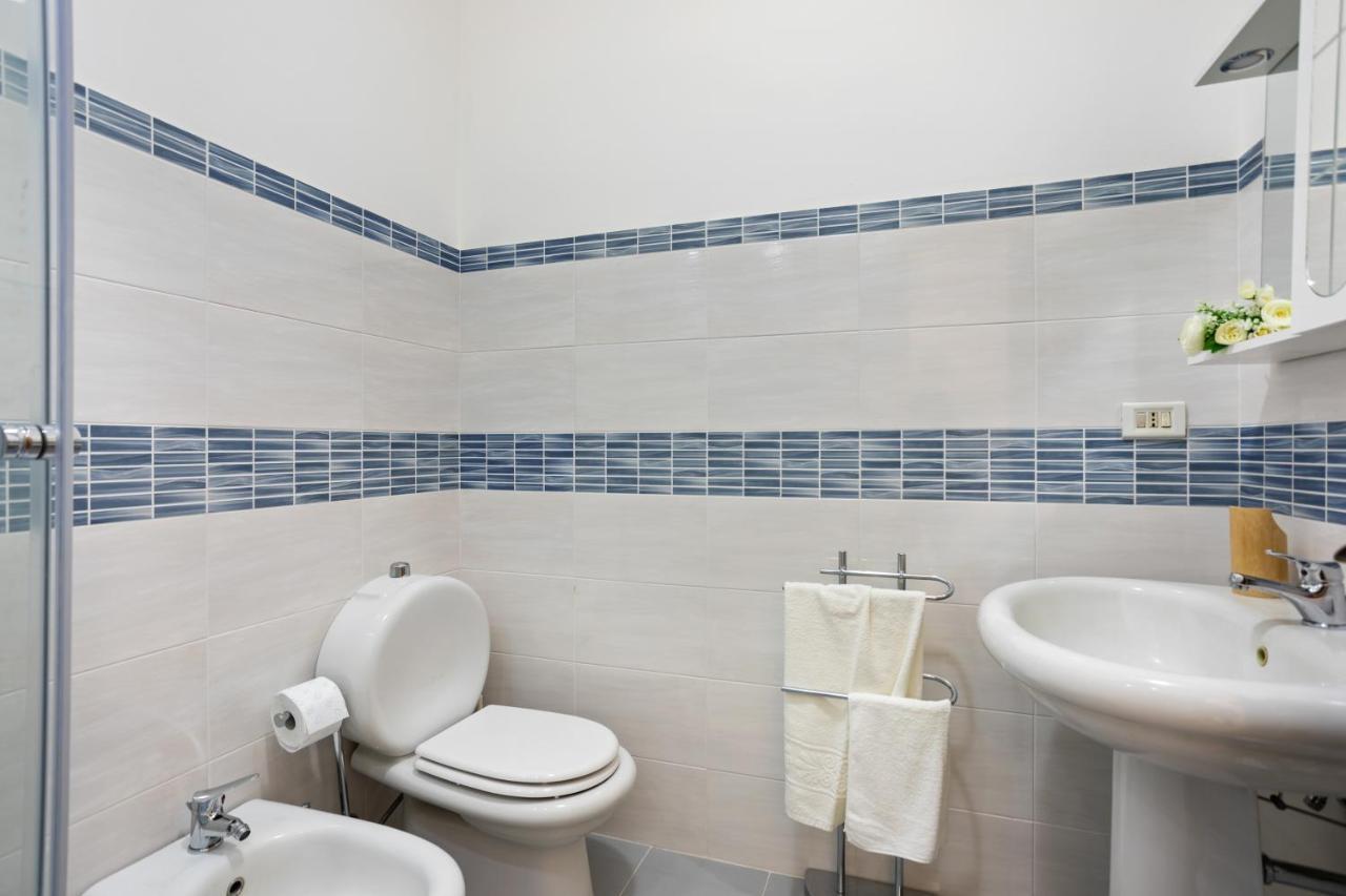 Tra Il Centro E Il Mare Apartment Con Terrazzo Aci Castello Zewnętrze zdjęcie