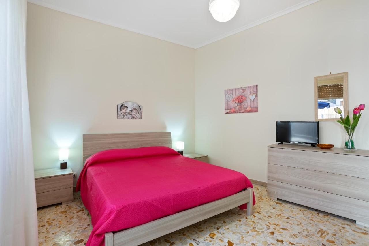 Tra Il Centro E Il Mare Apartment Con Terrazzo Aci Castello Zewnętrze zdjęcie