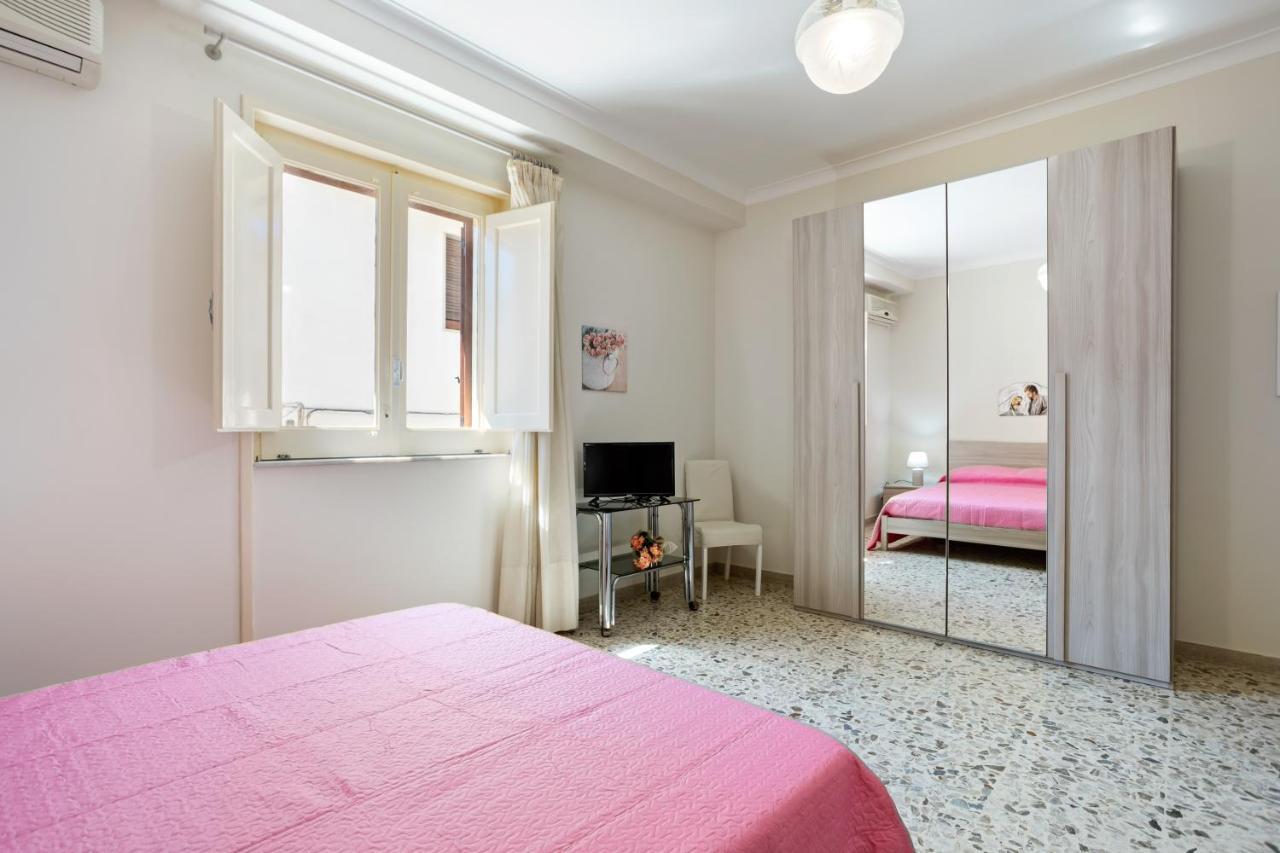 Tra Il Centro E Il Mare Apartment Con Terrazzo Aci Castello Zewnętrze zdjęcie
